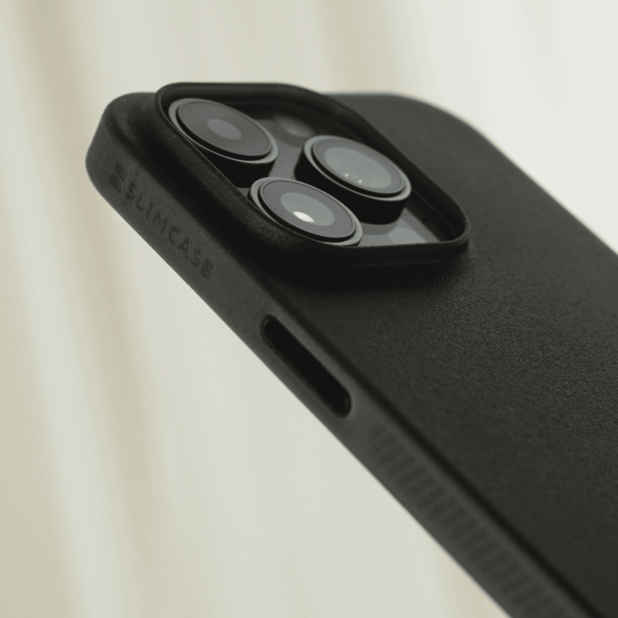 Slimcase สำหรับ iPhone 14 Pro Max